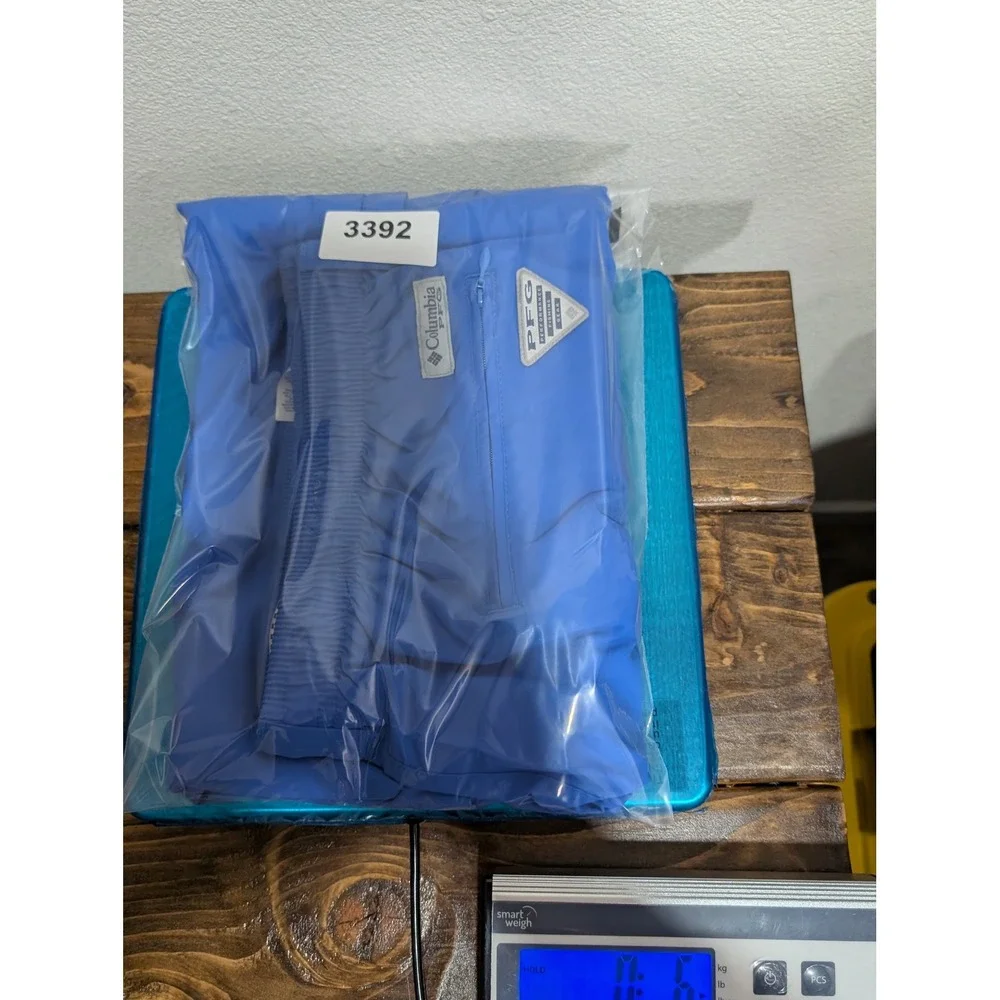 Columbia Mens PFG Backcast III Water Shorts Blue 2XL XXL